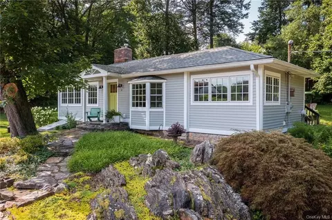 25 27 Cove Rd, Lewisboro, NY 10590