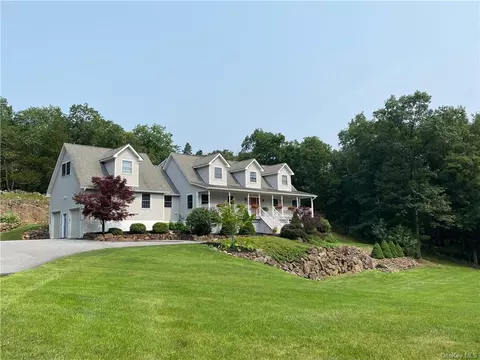 133 Cedar Cliff Rd, Monroe, NY 10950 photo 1