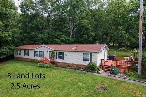 235 Wildwood Dr, Fallsburg, NY 12777
