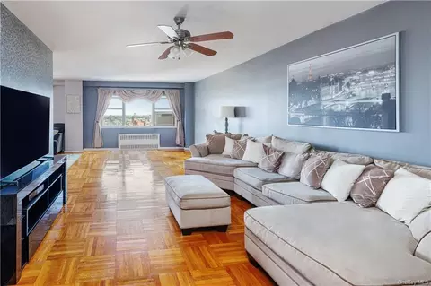 3530 Henry Hudson Pkwy #9D, Bronx, NY 10463