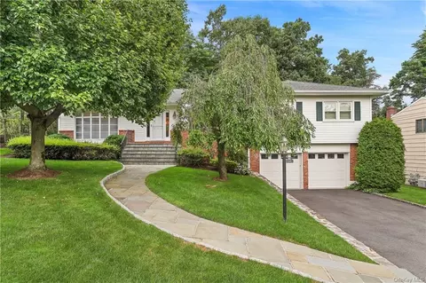 17 Magnolia Rd, Scarsdale, NY 10583