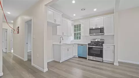 3723 Pratt Ave, New York, NY 10466