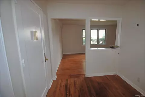 5 Stokes Rd #1A, Yonkers, NY 10710