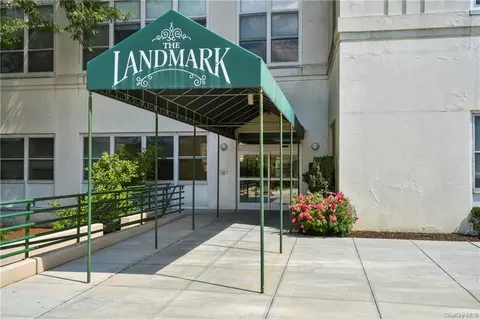 1 Landmark Sq #230, Rye, NY 10573