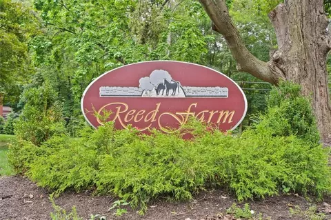 101 Stonewall Ln, Southeast, NY 10509