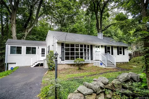 3 Somerstown Rd, Ossining, NY 10562