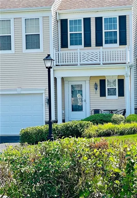 26 Brighton Dr #2003, Newburgh, NY 12550