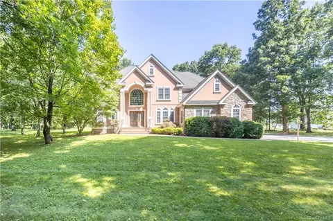 91 Cedar Valley Rd, Poughkeepsie, NY 12603