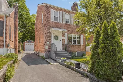 110 Hart Ave, Yonkers, NY 10704