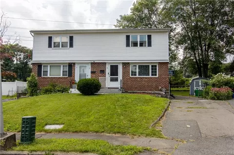21 Hester Pl, Garnerville, NY 10923