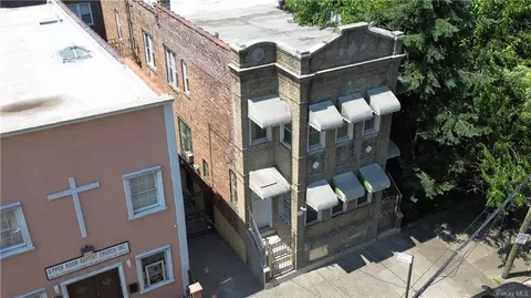 1375 College Ave, Bronx, NY 10456