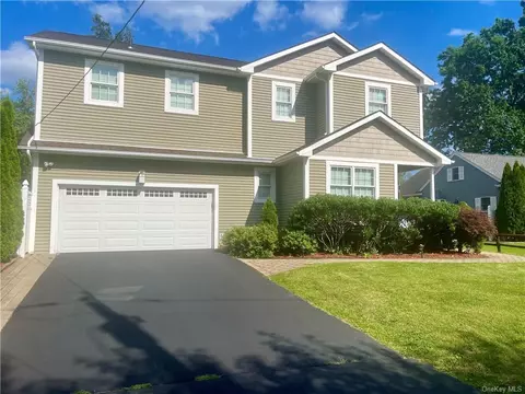 24 Friend St, Clarkstown, NY 10920