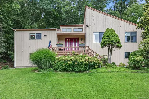 3 Wilner Rd, Somers, NY 10589