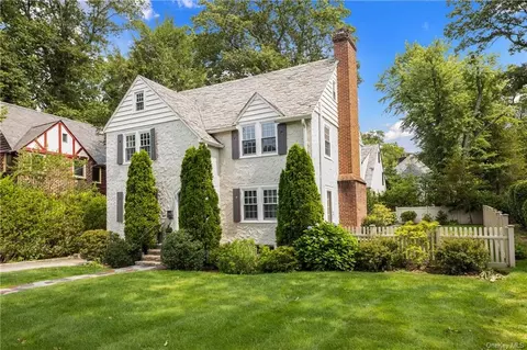 59 Findlay Ave, Greenburgh, NY 10530