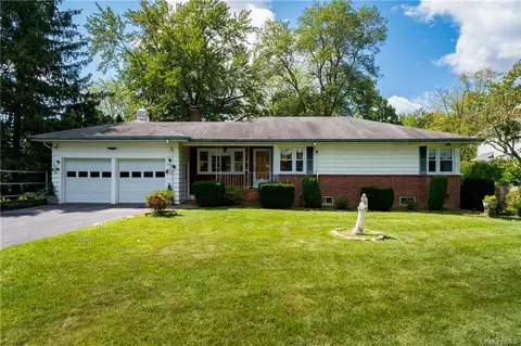 1 Edgewood Dr, Rye, NY 10573