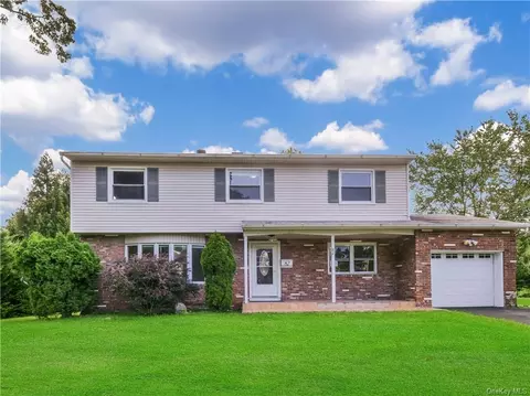 82 Brianbeth Pl, Orangetown, NY 10983