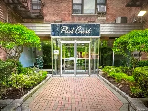 575 Bronx River Rd #8D, Yonkers, NY 10704