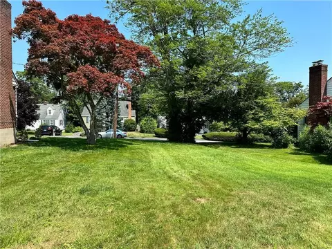 28 12 Pilgrim Dr, Rye Town, NY 10573 photo 4