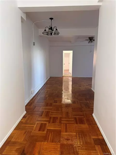 1368 Metropolitan Ave #5C, Bronx, NY 10462