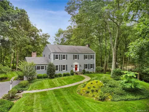 36 Brook Farm Ln, Bedford, NY 10506
