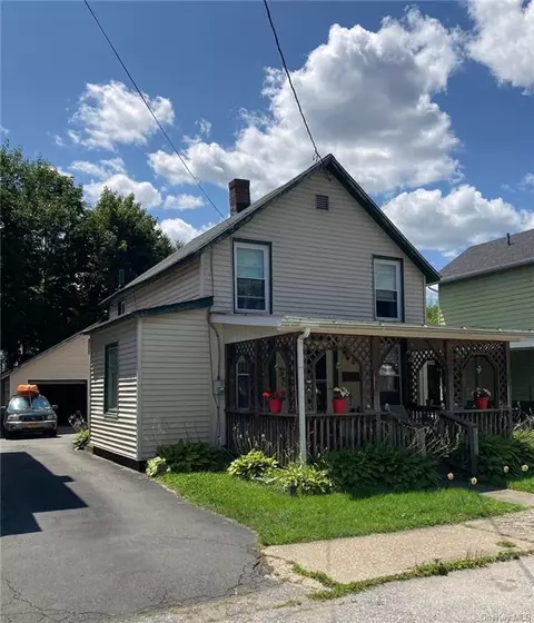 9 12 White St, Port Jervis, NY 12771