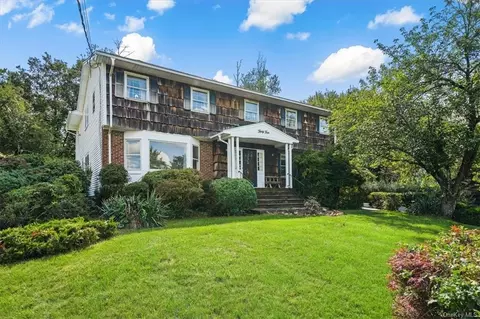 34 Amy Todt Dr, Monroe, NY 10950