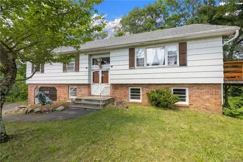 19 Rockland Rd, Harrison, NY 10604