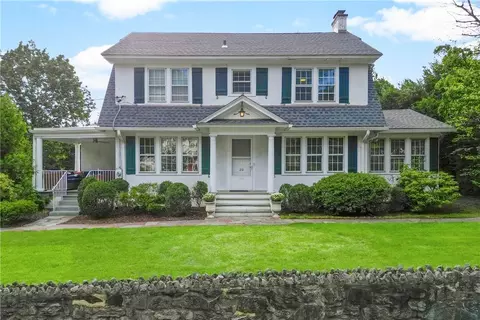 23 Myrtle Blvd, Larchmont, NY 10538