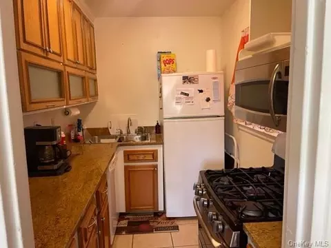 55 Erhbar Ave #4B, Mount Vernon, NY 10550