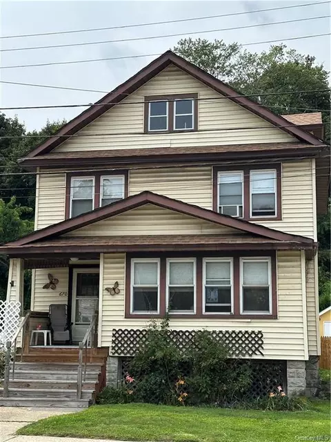 670 Harrison Ave, Peekskill, NY 10566