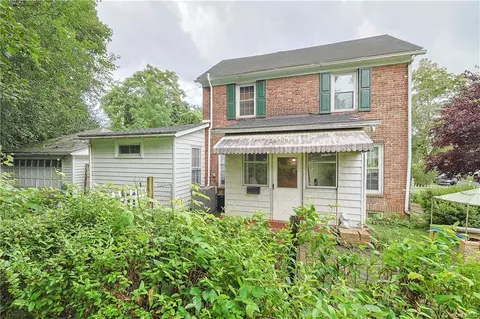 18 Bush Ave, Newburgh, NY 12550