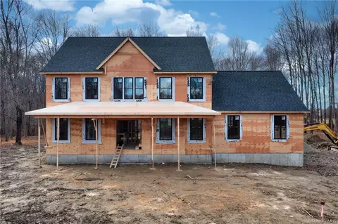 239 Martin Rd, Beekman, NY 12540