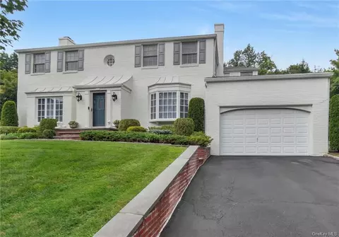1 Hazelton Dr, Scarsdale, NY 10583