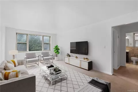 30 N Broadway #3E, White Plains, NY 10601