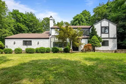 103 Lime Kiln Rd, Ramapo, NY 10901
