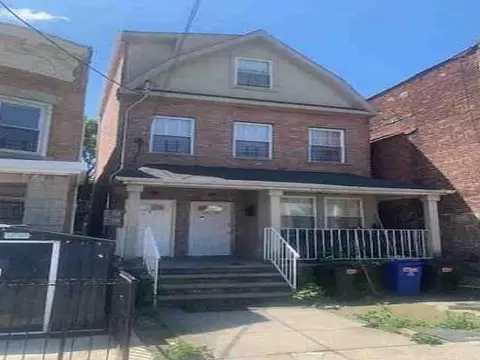 10408 32nd Ave, New York, NY 11368