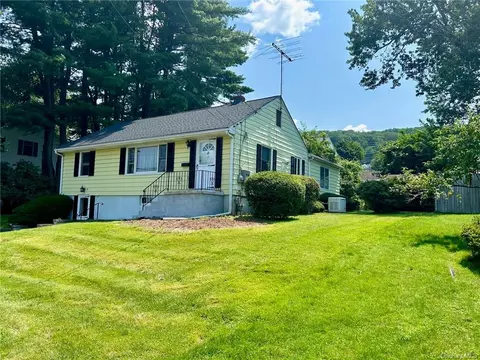 5 Mackey Rd, Haverstraw, NY 10923