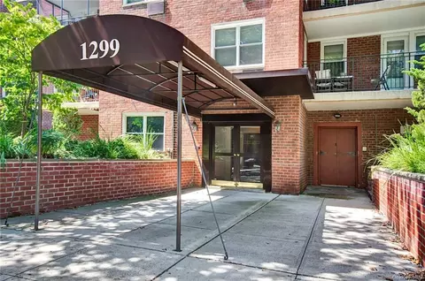 1299 Palmer Ave #137, Larchmont, NY 10538