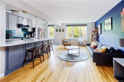 2390 Palisade Ave #5B, Bronx, NY 10463