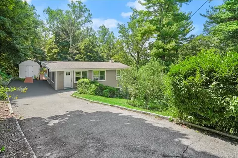 22 High View Ter, Mount Pleasant, NY 10570