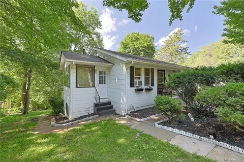 3 Wildwood Trl, Monroe, NY 10950