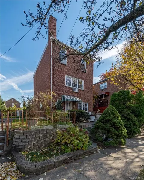 2208 Morgan Ave, Bronx, NY 10469