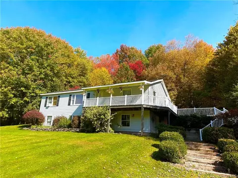 179 Grebel Rd, Callicoon, NY 12748