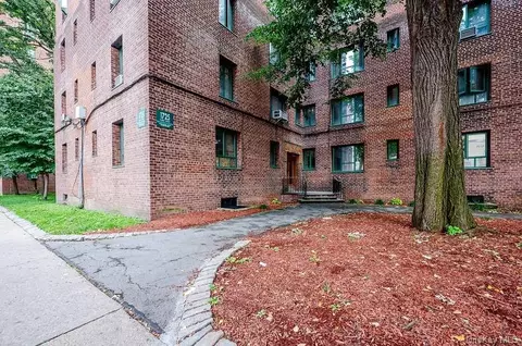1725 Purdy St #1, Bronx, NY 10462