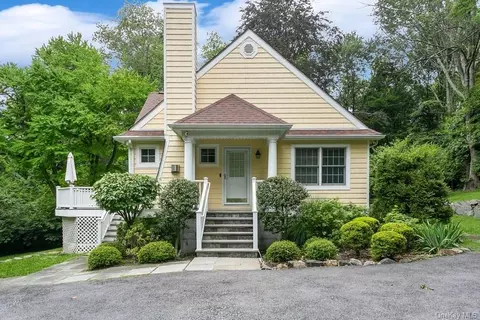 91 Hickory Ln, Bedford, NY 10506