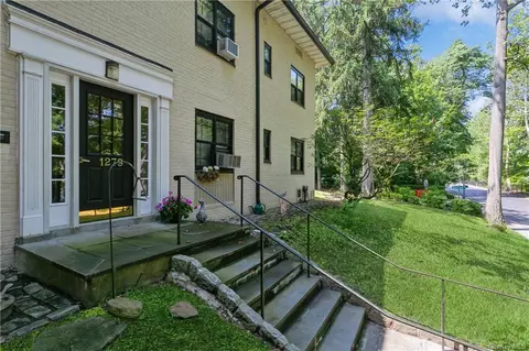 1279 California Rd #B2, Eastchester, NY 10709