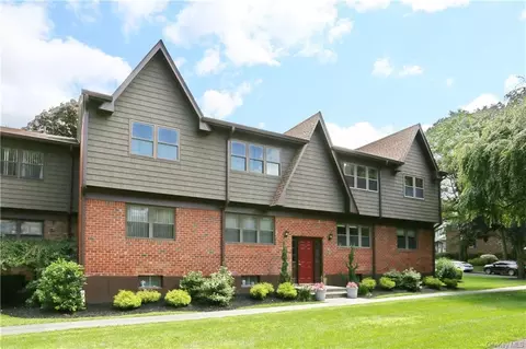 48 Milford Ln, Ramapo, NY 10901
