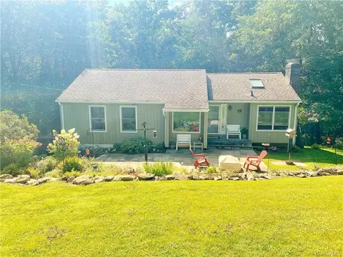 55 Peter Rd, Southeast, NY 10509