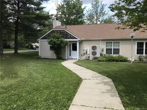 46 Hidden Ridge Ter, Thompson, NY 12701