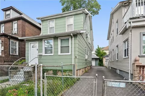1542 Thieriot Ave, Bronx, NY 10460